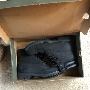 All black timberland boots